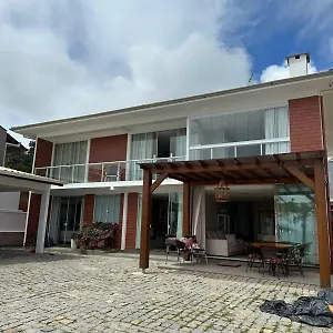 https://apartamento-frente-mar-na-baa-de-porto-belo.santa-catarina-brasil.com